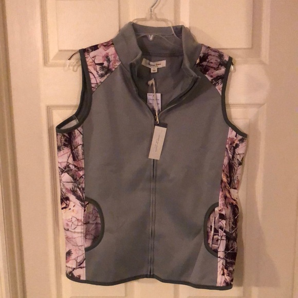 NWT Women’s Vest - Picture 1 of 3